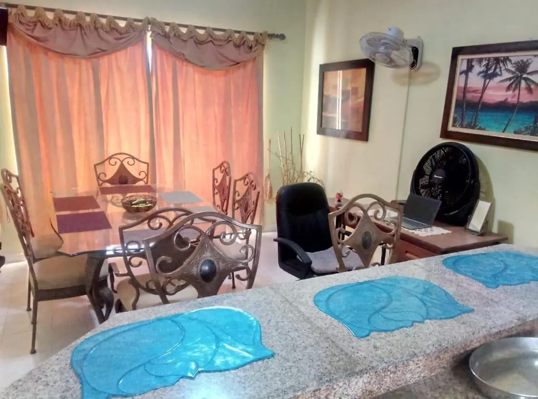 Rush Ironshore Deluxe Villa Montego Bay